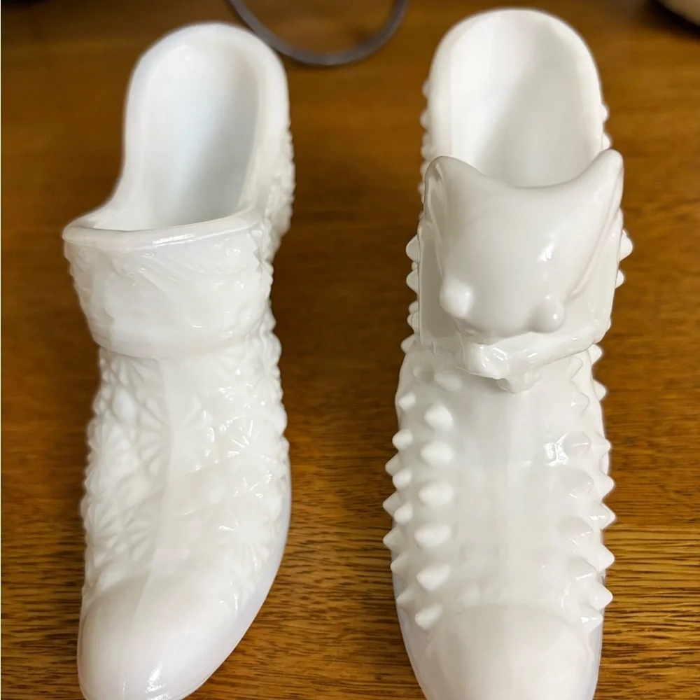 Vintage Fenton Milk Glass Daisy and Hobnail Slippers/ Shoes - Picture 2 of 10